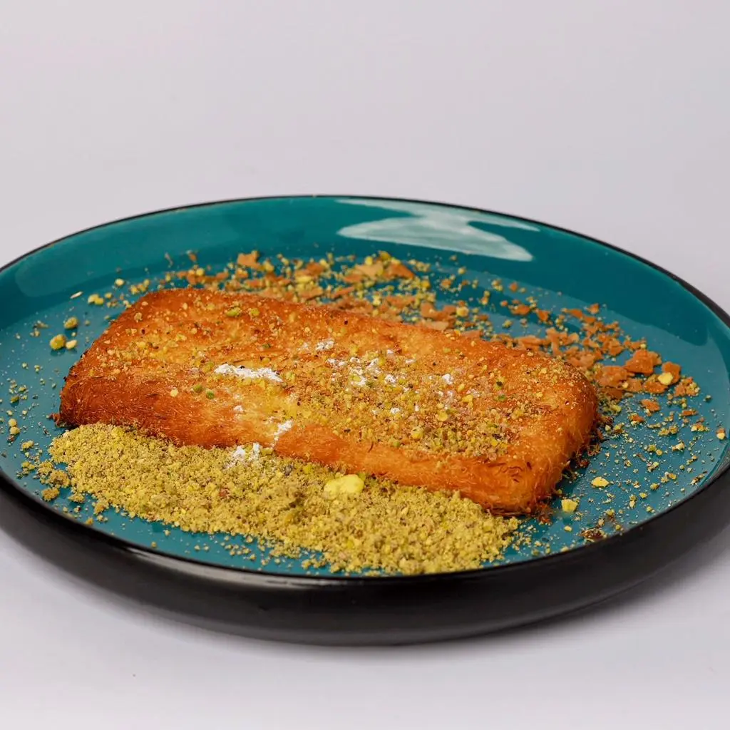 Cream & Cheese Kunafa